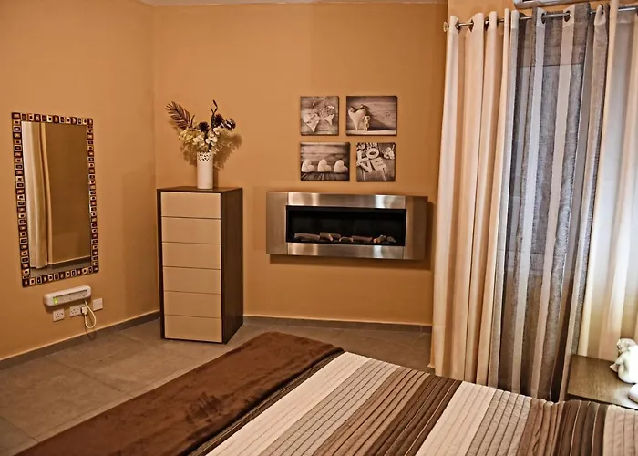 Saghtrija Luxury Διαμέρισμα