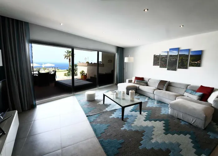 Saghtrija Luxury Διαμέρισμα *