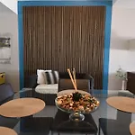 Saghtrija Luxury Apartment *