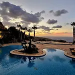 Saghtrija Luxury *