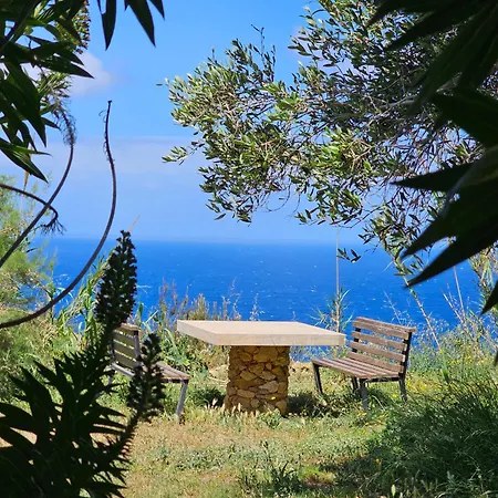 Apartment Saghtrija Luxury