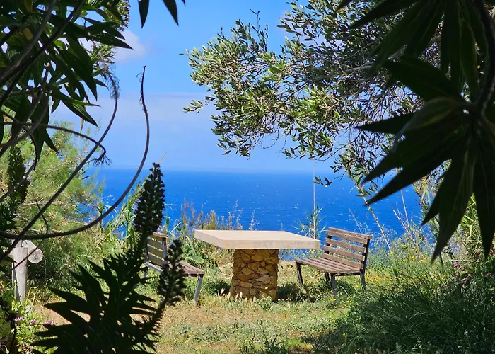 Apartment Saghtrija Luxury