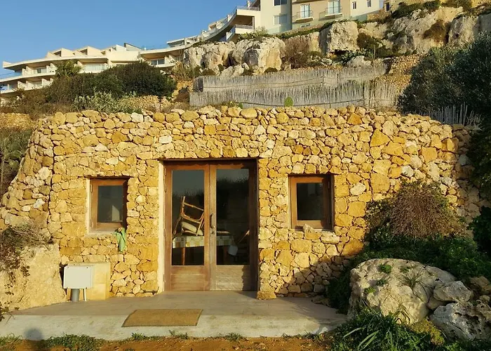 Saghtrija Luxury Apartment *